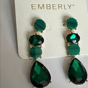 Emberly Emerald Green Teardrop Drop Earrings